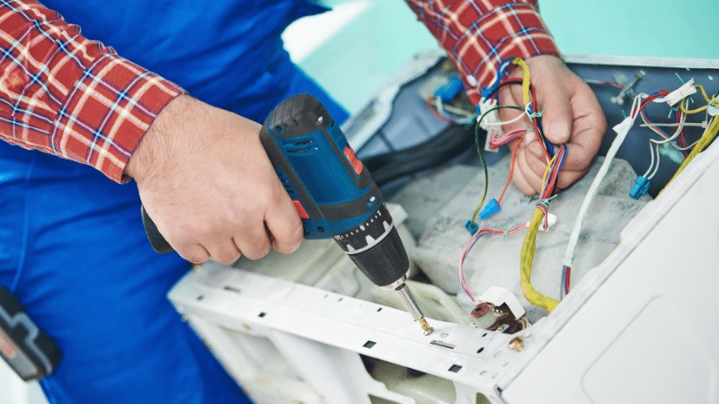 Soma Hisense Hisense çamaşır makinesi kart tamiri – Su almama arızası orijinal parça ile giderildi. - Teknik servis örneği
